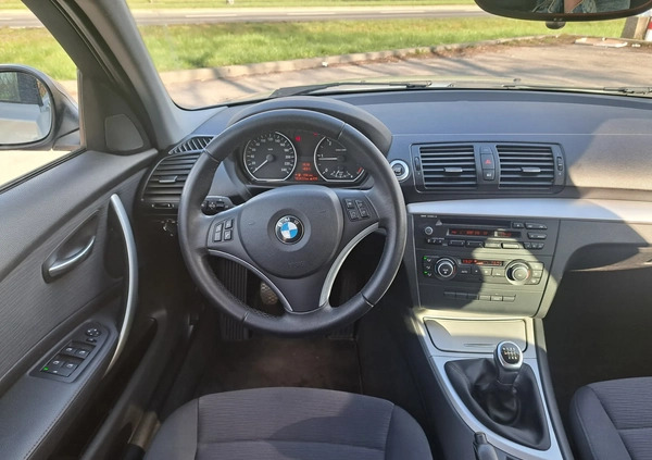 BMW Seria 1 cena 20500 przebieg: 182000, rok produkcji 2010 z Skierniewice małe 232